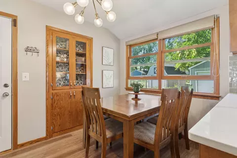 Dining - 9917 Brookside Cir, Bloomington, MN 55431 photo 1 of 1