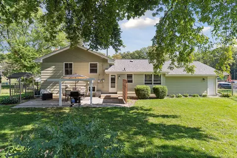Exterior - 9917 Brookside Cir, Bloomington, MN 55431 photo 5 of 5