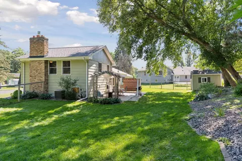 Exterior - 9917 Brookside Cir, Bloomington, MN 55431 photo 3 of 5