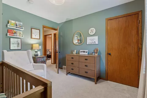 Bedroom - 9917 Brookside Cir, Bloomington, MN 55431 photo 4 of 6