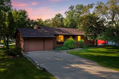 9401 W 14th St, Saint Louis Park, MN 55426