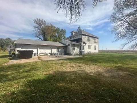 93883 580th Ave, Mountain Lake, MN 56159