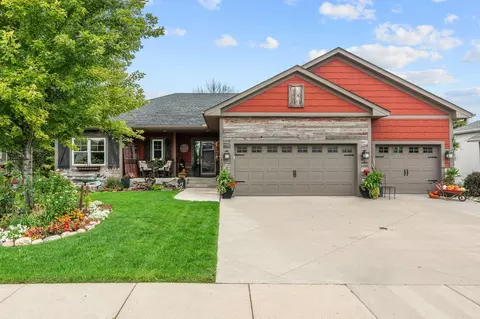 1031 Homestead Dr, Jordan, MN 55352