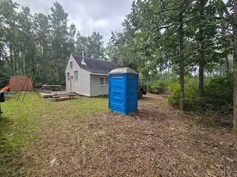 8771 Deer Ln, Ojibwa, WI 54862