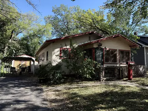 1127 Wilson Ave, Detroit Lakes, MN 56501