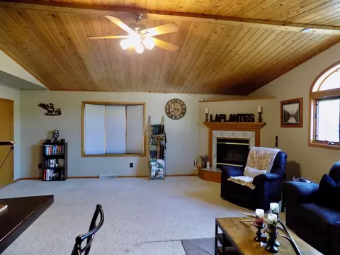Living - 106 State St, Kenyon, MN 55946 photo 4 of 4