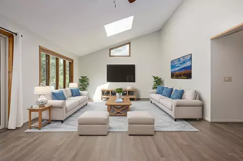 400 Unique Dr, Burnsville, MN 55337