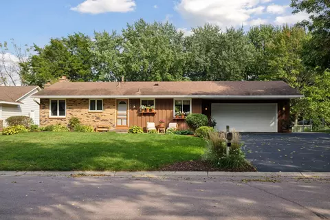 14678 Dunbar Ct, Apple Valley, MN 55124