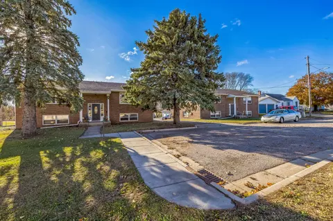 190 Cleveland Ave, Green Isle, MN 55338