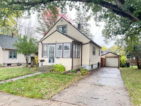 1234 4th St NE, Rochester, MN 55906