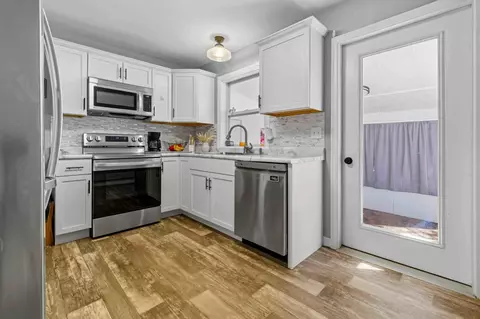 Kitchen - 1611 Mary St, Brainerd, MN 56401 photo 3 of 5