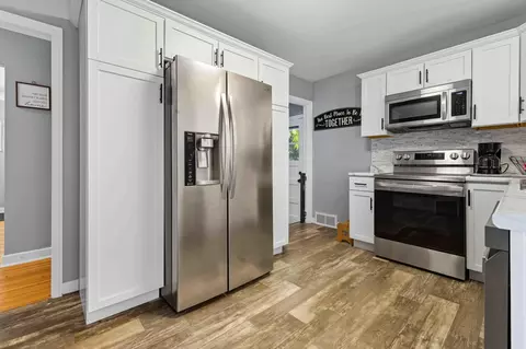 Kitchen - 1611 Mary St, Brainerd, MN 56401 photo 2 of 5