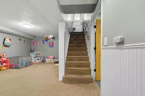 Entry Way - 1611 Mary St, Brainerd, MN 56401 photo 5 of 5