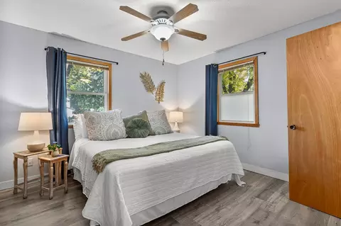 Bedroom - 4338 Dunrovin Ln, Eagan, MN 55123 photo 1 of 5