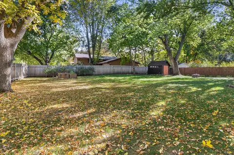 Exterior - 4338 Dunrovin Ln, Eagan, MN 55123 photo 3 of 7