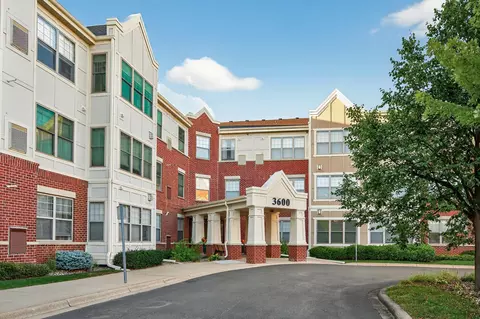 3600 Wooddale Ave S #320, Saint Louis Park, MN 55416