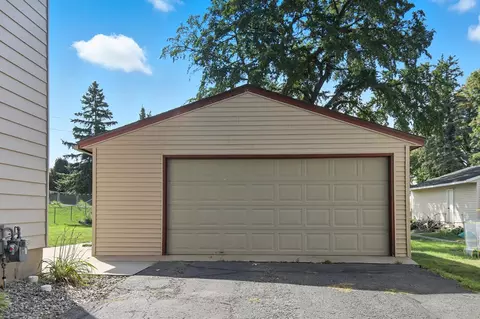 208 3rd St E, Jordan, MN 55352 photo 36