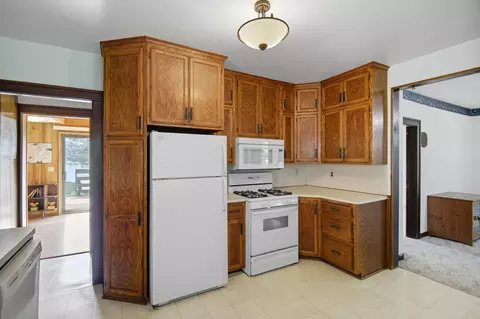 208 3rd St E, Jordan, MN 55352 photo 10