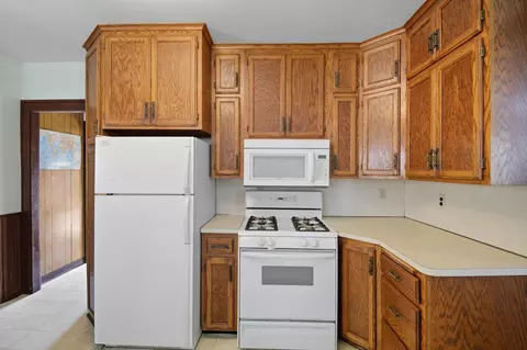 208 3rd St E, Jordan, MN 55352 photo 12