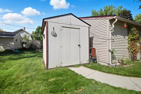 208 3rd St E, Jordan, MN 55352 photo 35