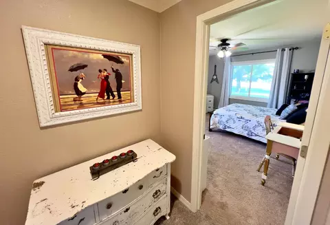 Entry Way - 9699 Us Highway 169, Garrison, MN 56450 photo 1 of 2