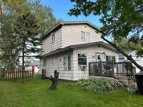 3821 E 7th St, Superior, WI 54880