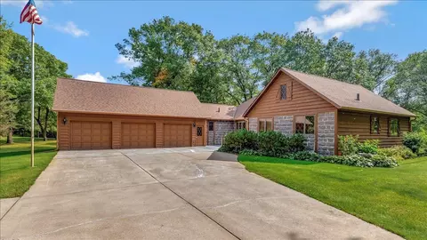 12865 250th St, Saint Cloud, MN 56301
