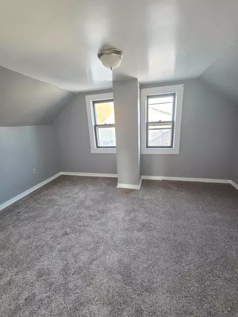 Bedroom - 824 E Washington St, Caledonia, MN 55921 photo 2 of 2