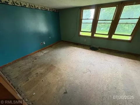 Bedroom - 12224 270th St E, Kenyon, MN 55946 photo 1 of 4