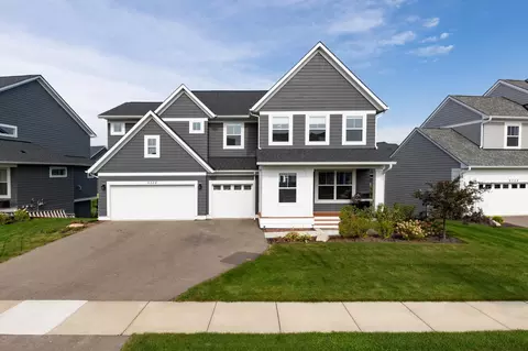 6328 Red Cedar Dr, Chaska, MN 55318