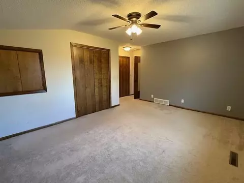 Bedroom - 1500 River Rd, Windom, MN 56101 photo 4 of 6