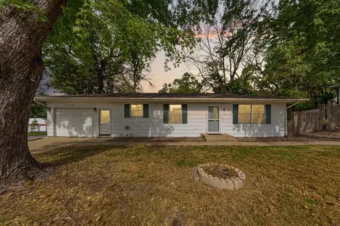 118 13th St NW, Faribault, MN 55021 photo 3
