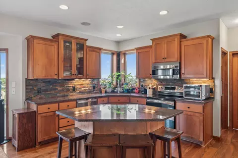 Kitchen - 24232 Superior Dr, Rogers, MN 55374 photo 1 of 3