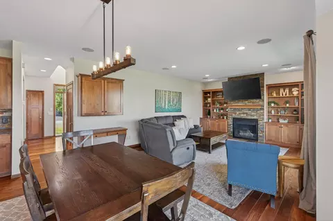 Dining - 24232 Superior Dr, Rogers, MN 55374 photo 1 of 4