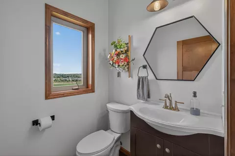 Bath - 24232 Superior Dr, Rogers, MN 55374 photo 2 of 5