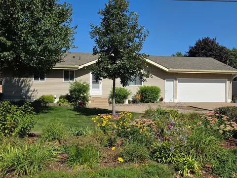 1653 123rd Ave NE, Blaine, MN 55449