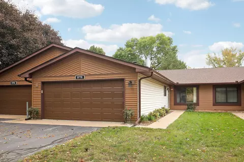 8776 134th St W, Apple Valley, MN 55124