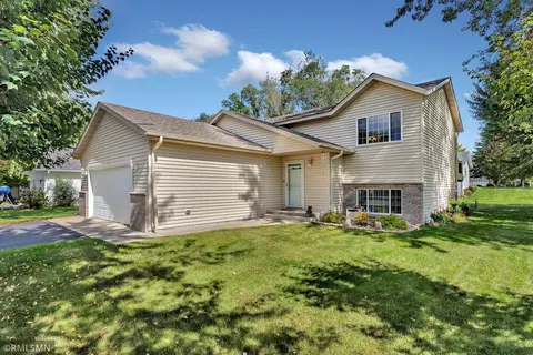 900 4th Ave E, Sartell, MN 56377