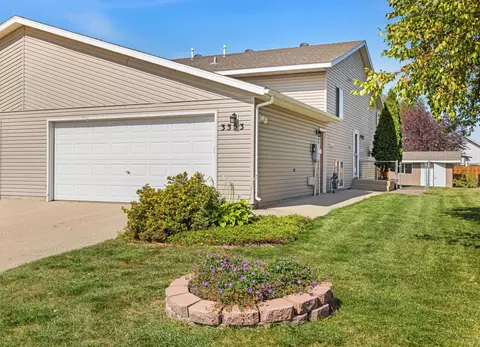 3353 30th Ave S, Fargo, ND 58103