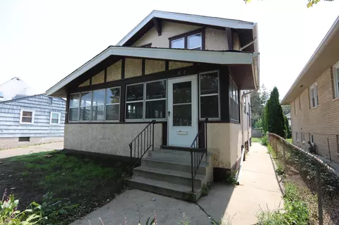 82 George St E, Saint Paul, MN 55107