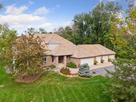 2690 Rainey Rd, Wayzata, MN 55391