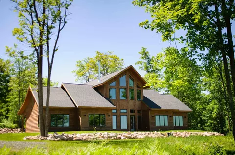 83375 Ashwabay Heights Rd, Bayfield, WI 54814