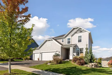 2640 Isabelle Dr, Victoria, MN 55386