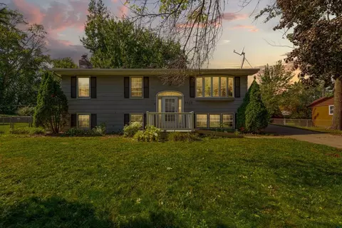 3639 Prairie Rd, White Bear Lake, MN 55110