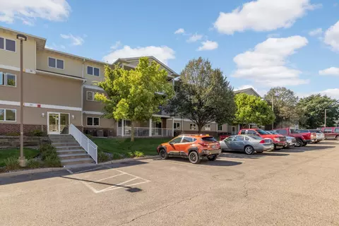 300 Whispering Ln #201, Hastings, MN 55033