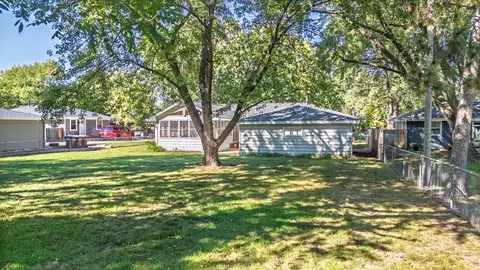 Exterior - 1913 E 86 12 St, Bloomington, MN 55425 photo 18 of 18