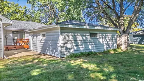 Exterior - 1913 E 86 12 St, Bloomington, MN 55425 photo 8 of 18