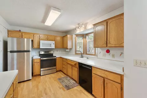 Kitchen - 4650 Pondview Cir, Big Lake, MN 55309 photo 1 of 1
