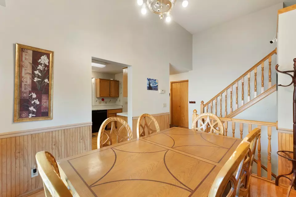 Dining - 4650 Pondview Cir, Big Lake, MN 55309 photo 2 of 2