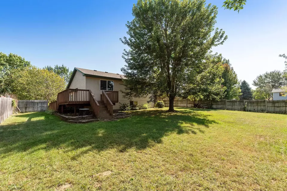 Exterior - 4650 Pondview Cir, Big Lake, MN 55309 photo 5 of 9